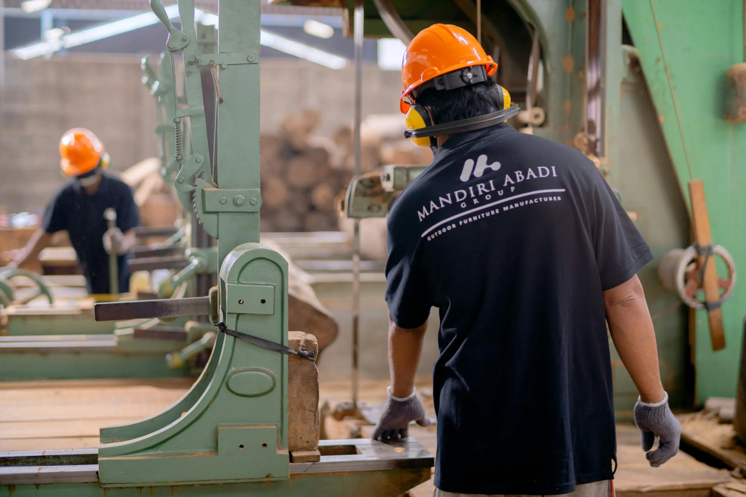 Manufacturing floor with industrial machinery